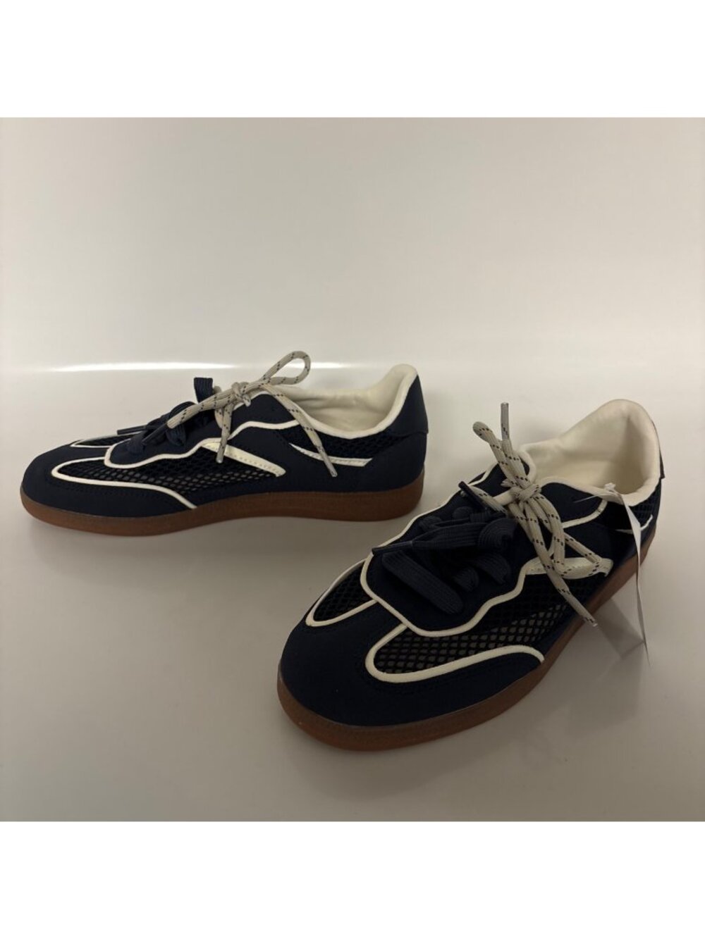 Time And Tru Navy White Mesh Lace-Up Sneakers Womens Sz 7 Memory Foam Shoes NEW